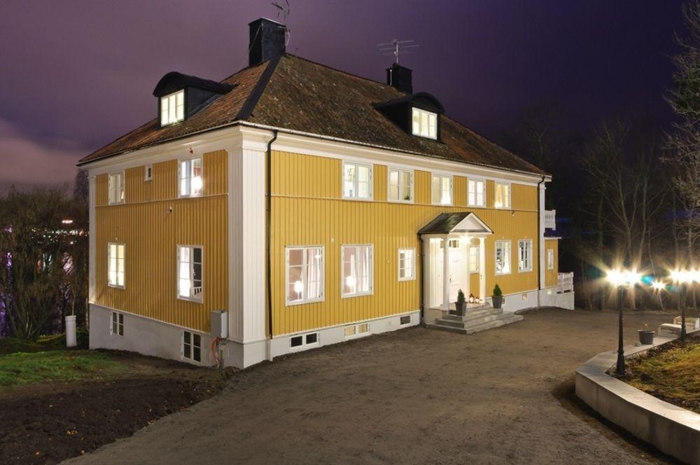 Villa Harriet Fittja Экстерьер фото